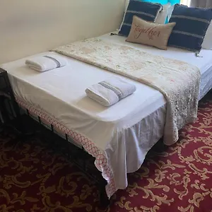 https://a-peaceful-room-in-queens.us-newyorkcity.com